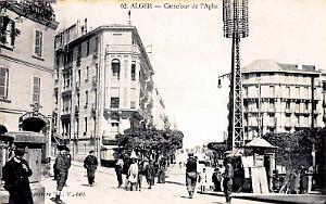 ALGER - CARREFOUR DE L'AGHA